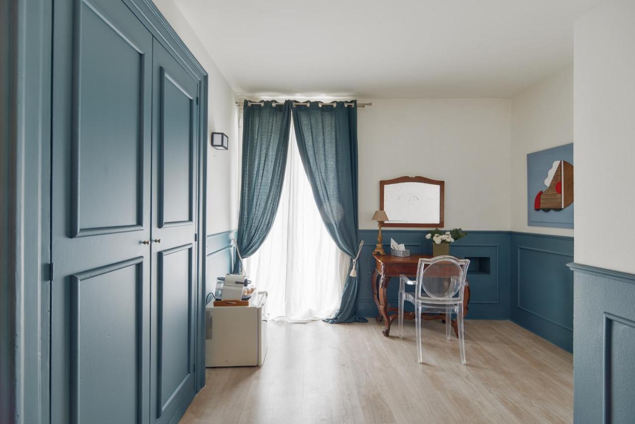 L' Hotellerie Easy Suites Палермо Екстериор снимка