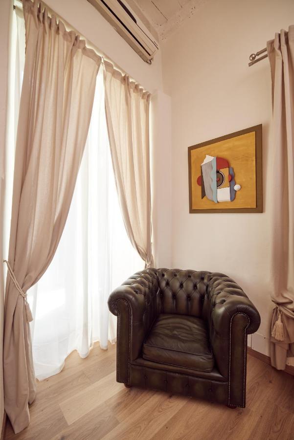 L' Hotellerie Easy Suites Палермо Екстериор снимка