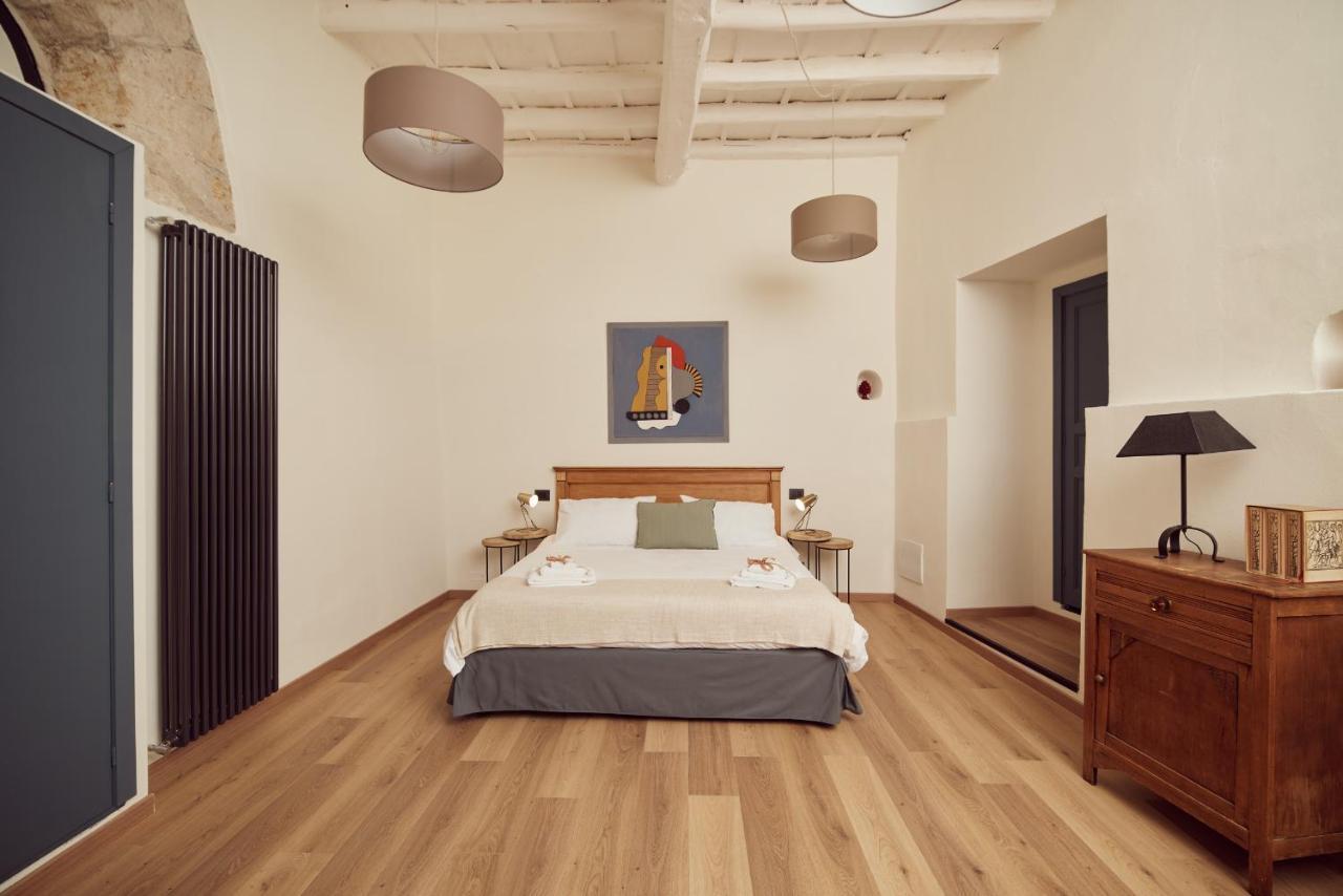 L' Hotellerie Easy Suites Палермо Екстериор снимка
