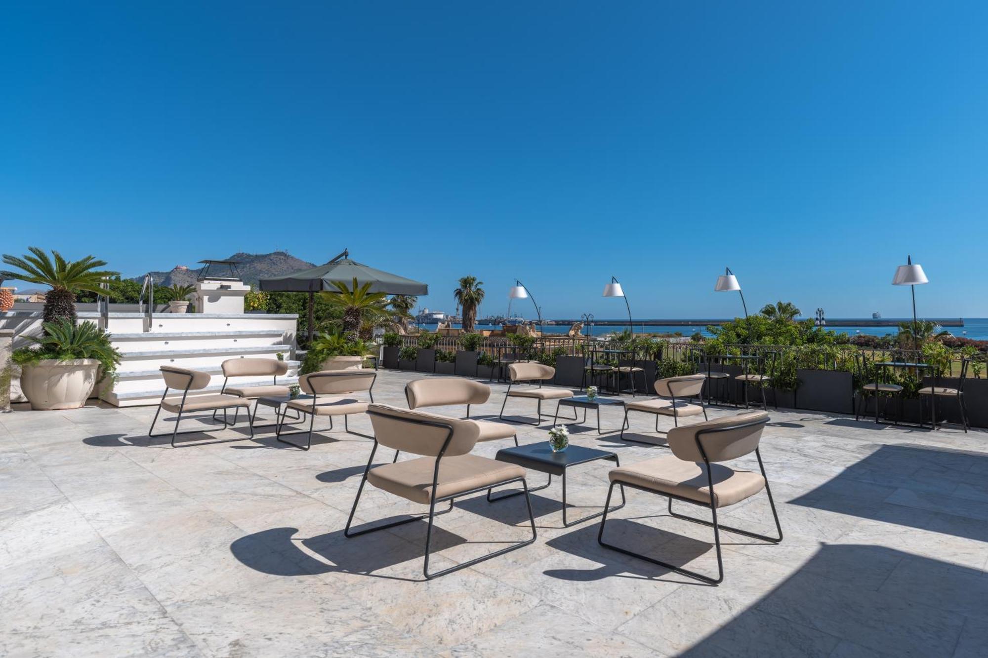 L' Hotellerie Easy Suites Палермо Екстериор снимка